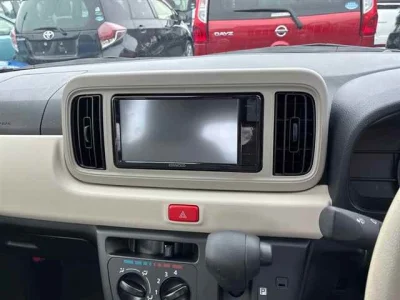 Daihatsu Mira Tocot