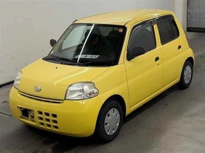 Daihatsu Esse