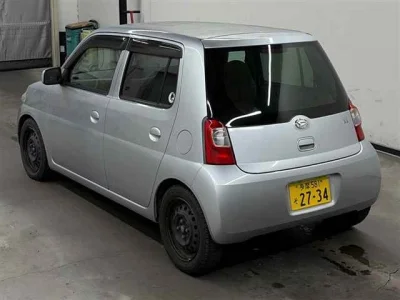 Daihatsu Esse
