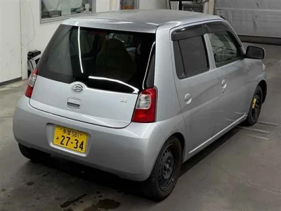Daihatsu Esse