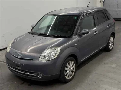 Mazda Verisa