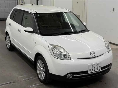 Mazda Verisa