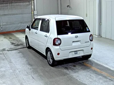 Daihatsu Mira Tocot