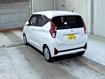 Mitsubishi eK Wagon