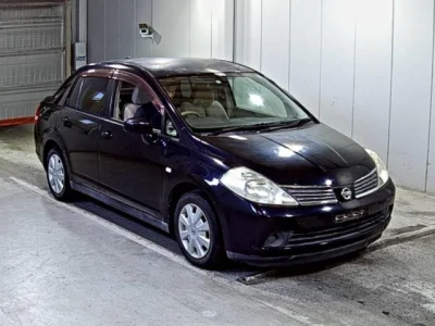 Nissan Tiida Latio