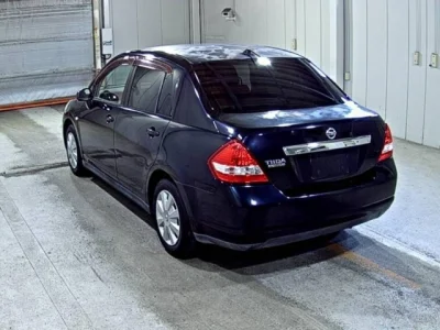 Nissan Tiida Latio