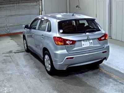 Mitsubishi RVR