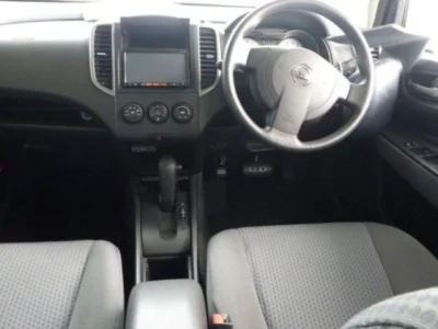 Nissan WINGROAD