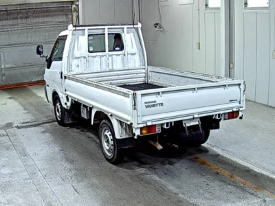 Nissan Vanette Truck