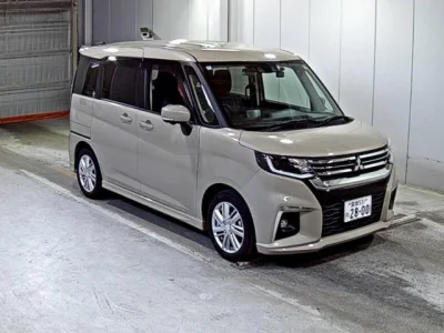 Mitsubishi Delica D:2