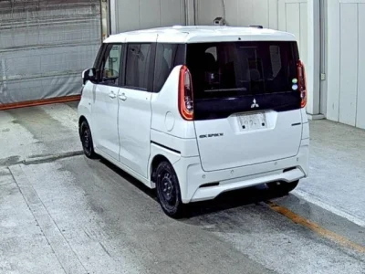 Mitsubishi eK X Space