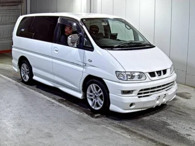 Mitsubishi Delica