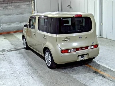 Nissan CUBE