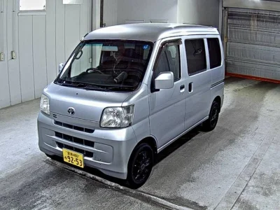 Toyota Pixis Van