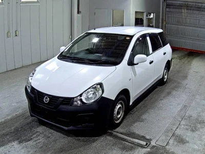 Nissan AD