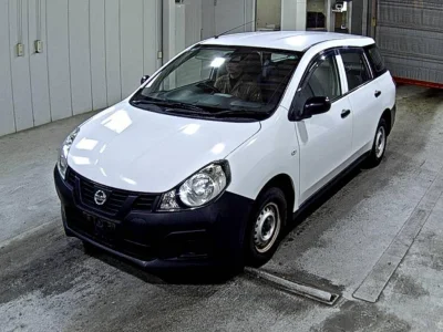 Nissan AD
