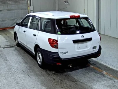 Nissan AD