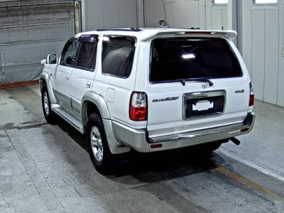 Toyota HILUX SURF