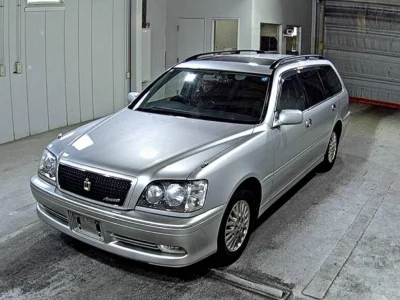 Toyota Crown Estate