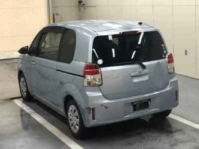 Toyota Spade