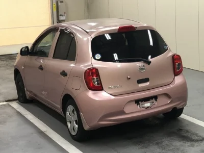 Nissan March