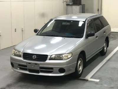 Nissan EXPERT