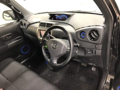 Toyota bB