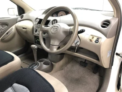 Toyota PLATZ