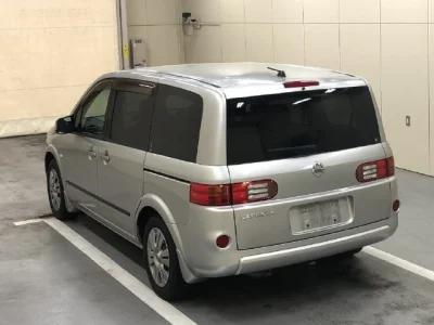 Nissan Lafesta