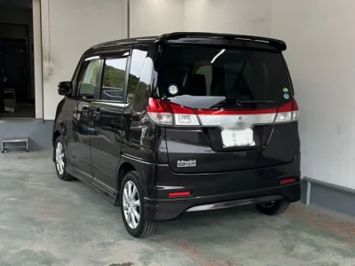 Mitsubishi Delica D:2