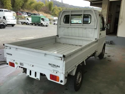 Mazda Scrum Truck