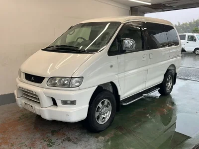 Mitsubishi Delica