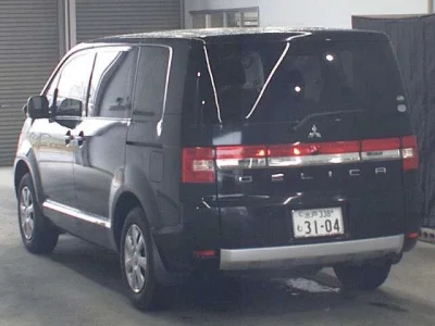 Mitsubishi Delica D:5