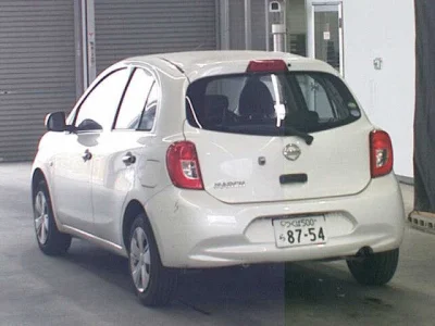 Nissan March