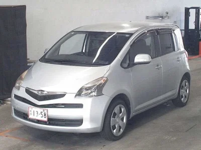 Toyota Ractis