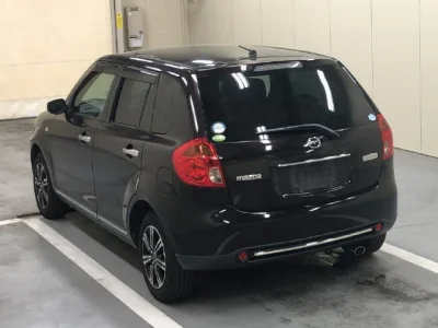 Mazda Verisa