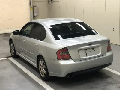 Subaru LEGACY B4