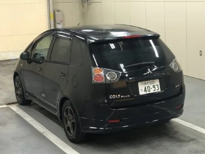 Mitsubishi Colt Plus