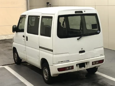 Mitsubishi Minicab Van
