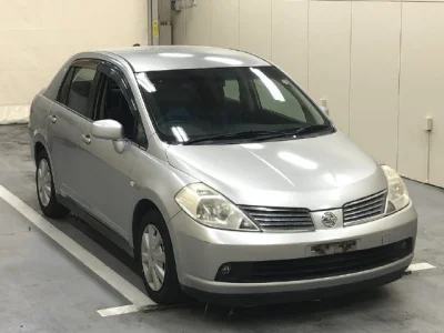 Nissan Tiida Latio