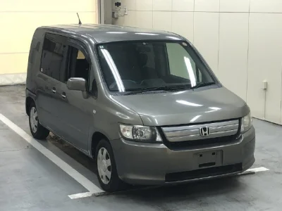 Honda Mobilio Spike