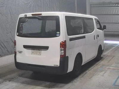Nissan Caravan