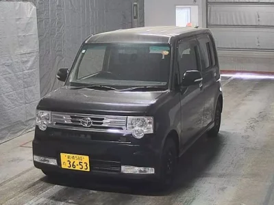 Toyota Pixis Space