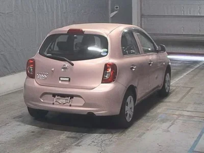 Nissan March