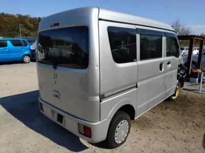 Nissan NV100 CLIPPER