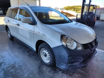 Nissan AD