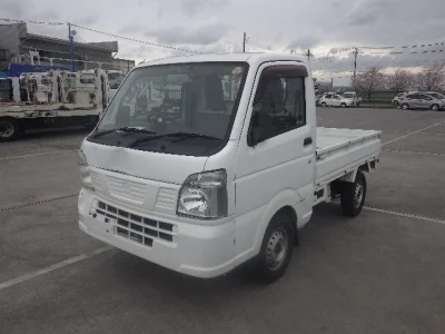 Nissan NT100 Clipper