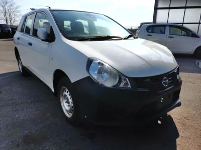 Nissan AD