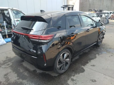 Nissan AURA