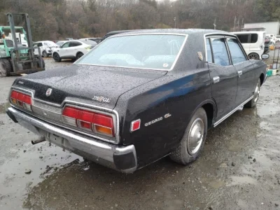 Nissan CEDRIC